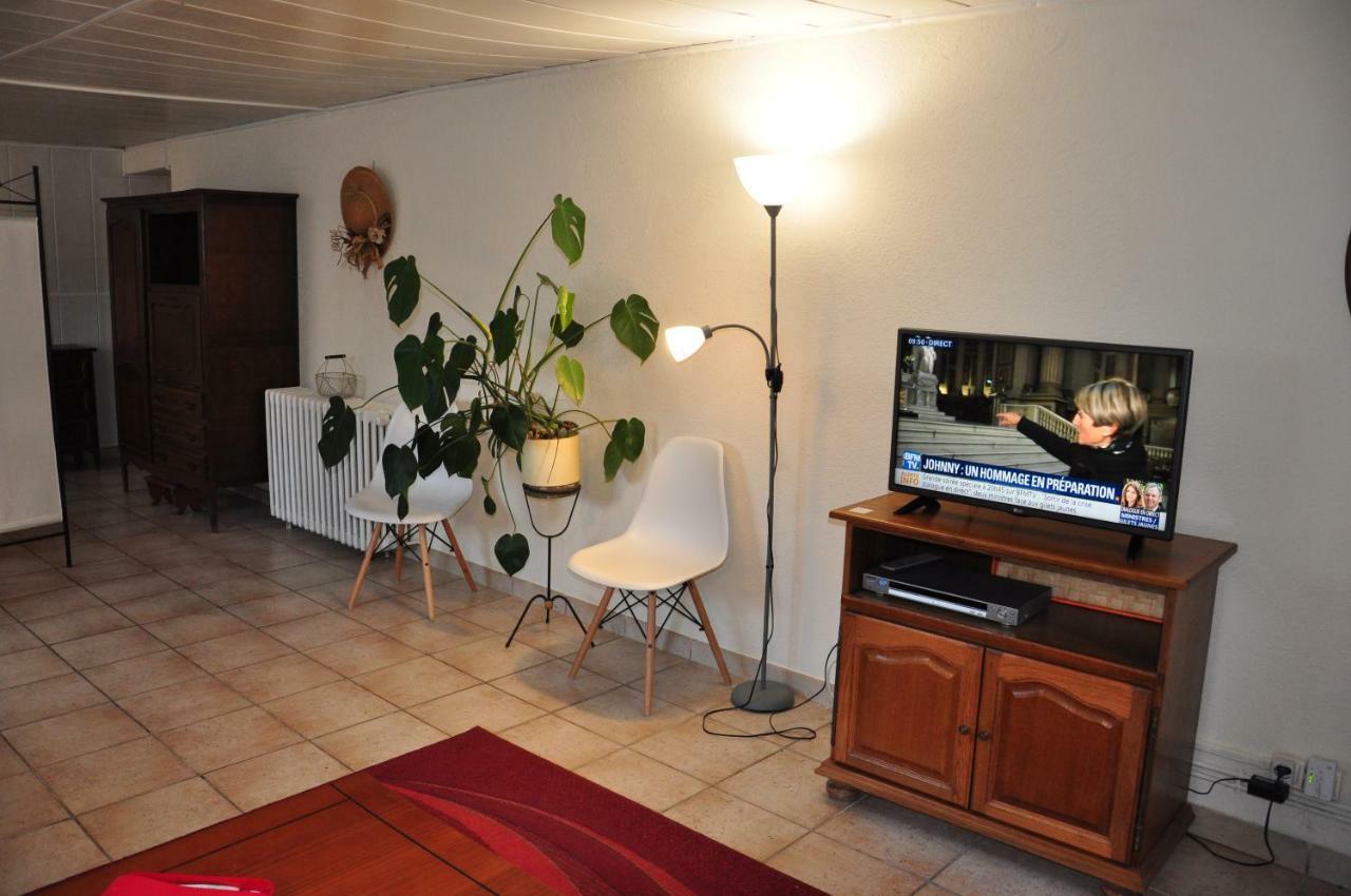 Studio Vic Vic-sur-Cère Buitenkant foto